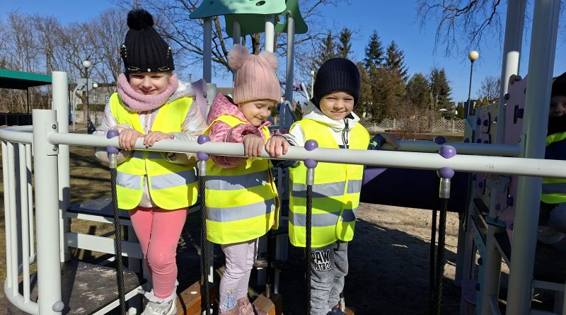 Wiosenne zabawy “Kotków”